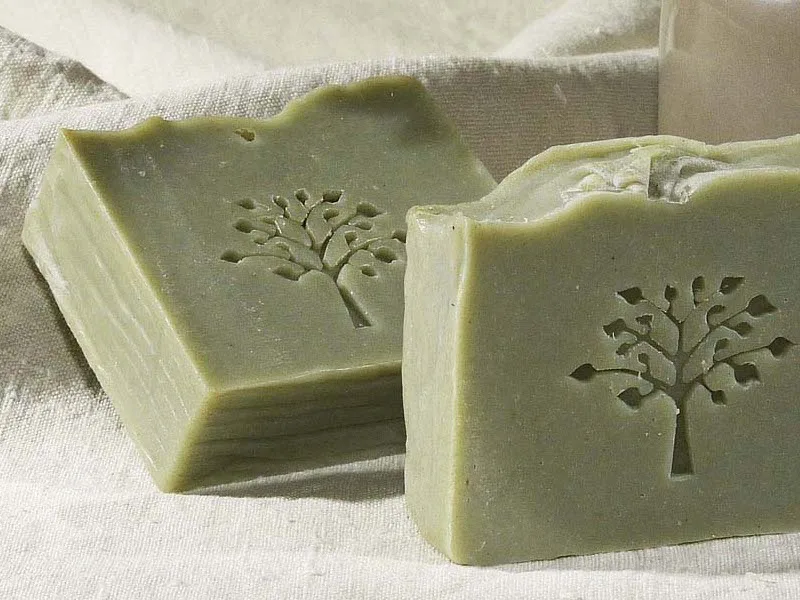 Sapone artigianale all'olio di oliva e argilla appena stagionato