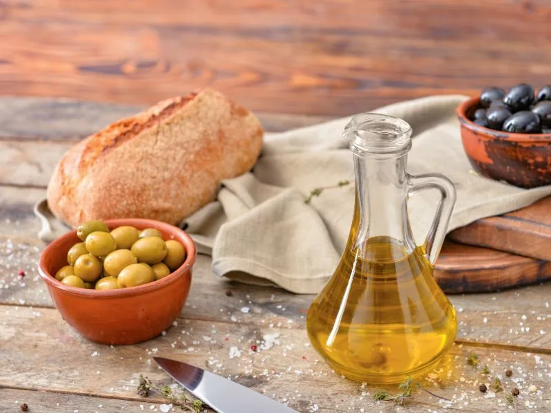 Piatti pugliesi conditi con olio extravergine biologico Olio Cristofaro